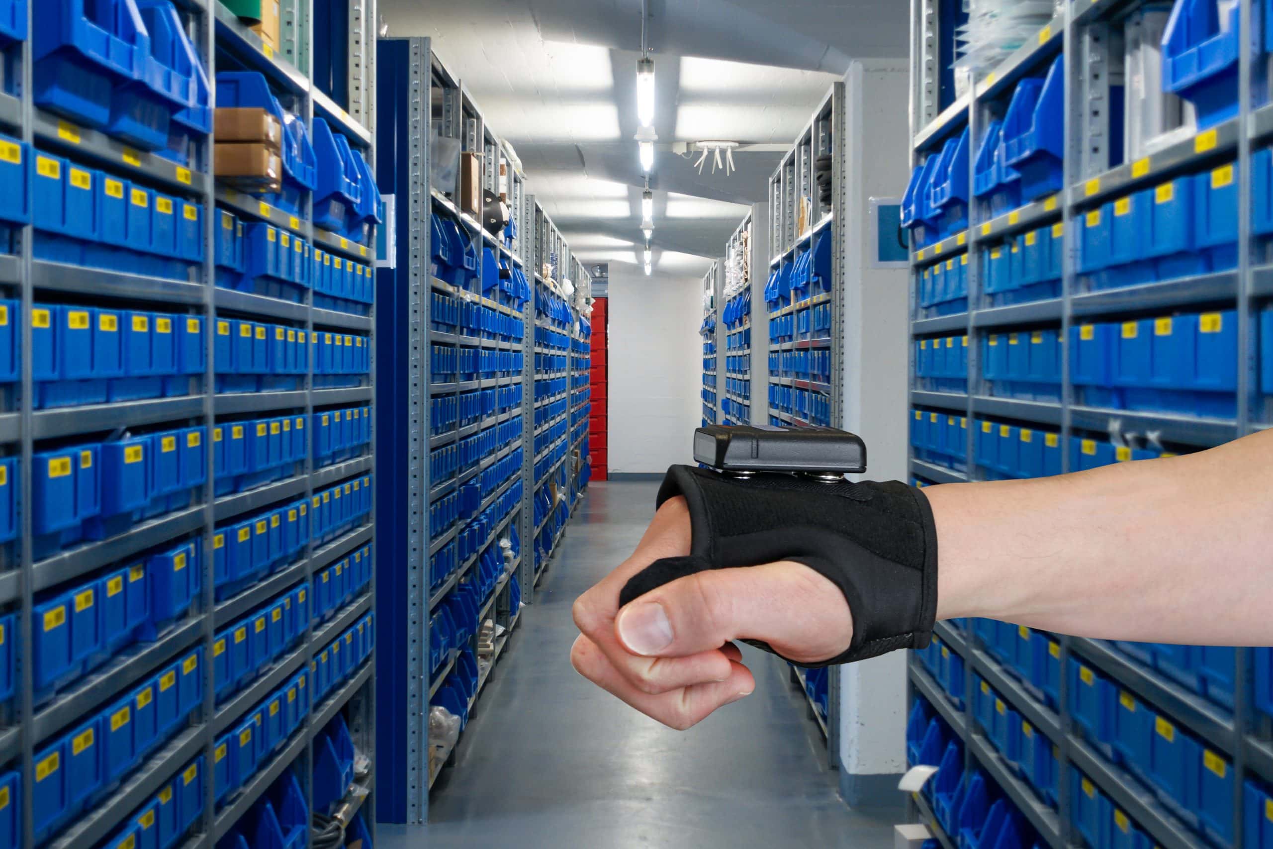 Wrist scanner HasciSE for logistics applications